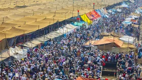 আখেরি মোনাজাতে আজ শেষ এবারের বিশ্ব ইজতেমা