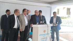 রমজানে ৩০ টাকা কেজি দরে চাল পাবে ৫০ লাখ পরিবার: খাদ্য উপদেষ্টা