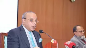 আইনশৃঙ্খলা রক্ষায় ডিসিদের প্রতি প্রধান বিচারপতির আহ্বান