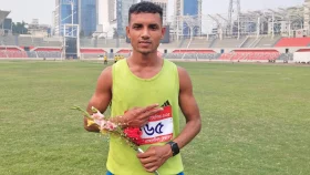 হার্ডলসে ৩২ বছরের রেকর্ড ভাঙলেন নাজমুল