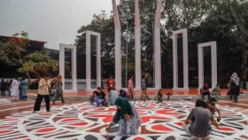 ভাষা শহীদদের শ্রদ্ধা জানাতে প্রস্তুত হচ্ছে কেন্দ্রীয় শহীদ মিনার