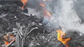 সাভারে তুলার গোডাউন, আশুলিয়ায় বিস্কুট কারখানায় আগুন&nbsp;
