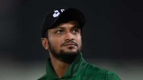 সাকিবের হোয়াটসঅ্যাপ বার্তা ভাইরাল; দলবদল নিয়ে জল্পনা
