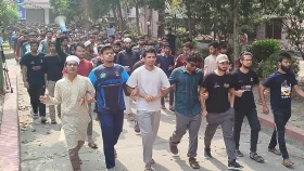 উপাচার্যের পদত্যাগসহ ৬ দাবিতে কুয়েট শিক্ষার্থীদের আন্দোলন অব্যাহত
