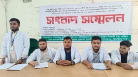 ঝিনাইদহে ম্যাটস শিক্ষার্থীদের সংবাদ সম্মেলন