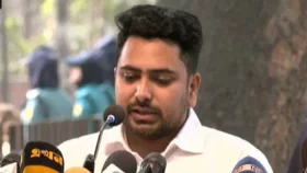 এখন রাজপথে থাকা বেশি প্রয়োজন: নাহিদ ইসলাম