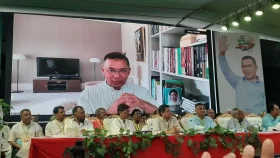 আমরা নির্বাচন চাই, অনেকে বিষয়টি নিতে পারে না