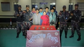 সাত বাংলাদেশিকে ফেরত দিল বিএসএফ