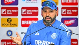 'এটা দুবাই, আমাদের ঘরের মাঠও নয়' একই ভেন্যুতে খেলার সুবিধা প্রসঙ্গে রোহিত