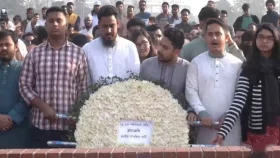 জাতীয় স্মৃতিসৌধে জাতীয় নাগরিক পার্টির শ্রদ্ধা নিবেদন