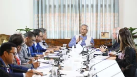 শ্রম আইন আন্তর্জাতিক মানের সঙ্গে সামঞ্জস্যপূর্ণ করার নির্দেশ প্রধান উপদেষ্টার