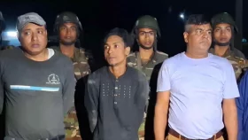 যৌথবাহিনীর হাতে গ্রেপ্তার দুই বিএনপি নেতা বহিষ্কার&nbsp;