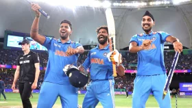 প্রায় ৩০ কোটি টাকা নিয়ে বাড়ি ফিরছে ভারত