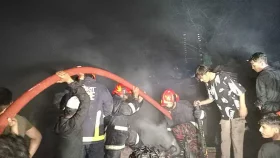 মহাখালীর সাততলা বস্তির আগুন নিয়ন্ত্রণে