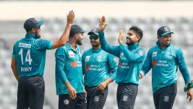 মোহামেডানের দাপটে বিধ্বস্ত লিজেন্ডস অব রূপগঞ্জ