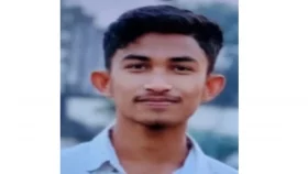 কিশোর গ্যাং বন্ধুদের নিয়ে বাবার ওপর ছেলের হামলা