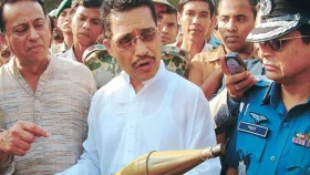 অস্ত্র মামলায় লুৎফুজ্জামান বাবর খালাস