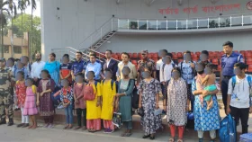 দেশে ফিরলেন ভারতে পাচার হওয়া ২১ কিশোর-কিশোরী