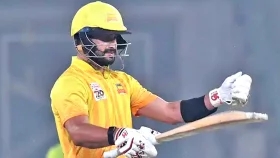 ১৪ চার ১১ ছক্কায় রেকর্ড গড়লেন সাহিবজাদা