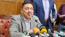 দেশে জরুরি অবস্থা জারি প্রসঙ্গে স্বরাষ্ট্র সচিব বললেন, ‘গুজব’