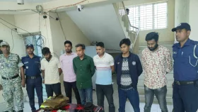 অপহরণ করে মুক্তিপণ আদায়, ৫ পুলিশ সদস্য গ্রেপ্তার