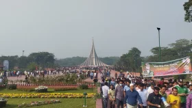 ফুলে ফুলে বীর সন্তানদের স্মরণ
