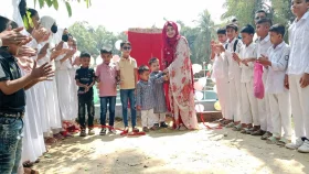 স্বাধীনতা দিবস উপলক্ষে শিশুদের সুইমিংপুল উপহার দিলেন ইউএনও
