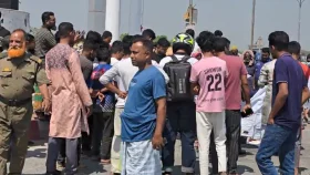 ঈদ উদযাপনে বাড়ি ফেরার পথে ট্রাকচাপায় মা ও শিশুসন্তানের মৃত্যু