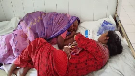 কালীগঞ্জে জানালা কেটে চেতনানাশক স্প্রে করে ২ বাড়িতে চুরি