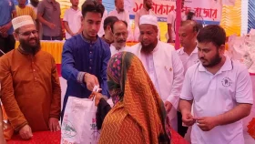 বাগেরহাটে দশ টাকায় ঈদ বাজার পেল ৫২০ দরিদ্র পরিবার