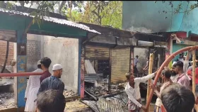 বিজয়নগরে ঈদের দিন ছয় দোকানে আগুন, কোটি টাকার ক্ষতি