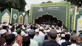জাতীয় ঈদগাহে ঈদুল ফিতরের প্রধান জামাত অনুষ্ঠিত