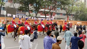 পবিত্র ঈদুল ফিতরে দেশজুড়ে উৎসবের আমেজ