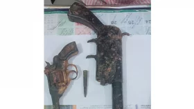 আড়াইহাজারে থানা থেকে লুট হওয়া অস্ত্র উদ্ধার