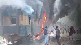 ২ ঘণ্টা পর ঢাকা-ময়মনসিংহ ট্রেন চলাচল শুরু