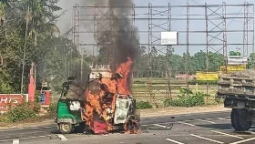 অটোরিকশার সিলিন্ডার বিস্ফোরণে পাঁচ শিশুসহ আহত ৬