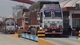 টানা ৮ দিন বন্ধ থাকার পর বেনাপোল বন্দর দিয়ে আমদানি-রপ্তানি শুরু