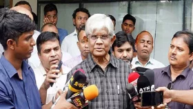ট্রাম্পের নতুন শুল্কনীতি নিয়ে চিন্তিত হওয়ার কারণ নেই: অর্থ উপদেষ্টা