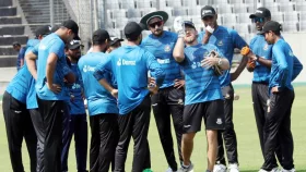 আবাহনী-মোহামেডানের আপত্তিতে পিছিয়ে গেল শান্তদের ক্যাম্প