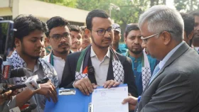 গাজায় গণহত্যার প্রতিবাদে পররাষ্ট্র মন্ত্রণালয়ে ছাত্রশিবিরের স্মারকলিপি
