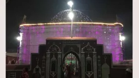বাগেরহাটের হযরত খানজাহান (রহ.) মাজারে তিন দিনব্যাপী মেলা শুরু&nbsp;
