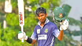 ছক্কা মেরে সেঞ্চুরি তামিমের, গুলশানের জয়ে বিদায় প্রাইম ব্যাংকের