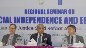 রোডম্যাপ বাস্তবায়নে কাজ করছে সুপ্রিম কোর্ট ও সরকার: প্রধান বিচারপতি