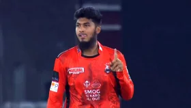 পিএসএল অভিষেকেই জাদু দেখালেন রিশাদ