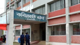 কিশোরকে আটকে পুলিশ-সেনাবাহিনী পরিচয়ে চাঁদা দাবি, গ্রেপ্তার ৫