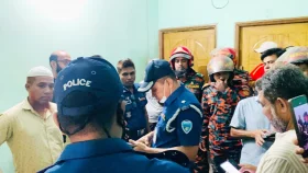 ব্যাংক কর্মকর্তার ঝুলন্ত মরদেহ উদ্ধার