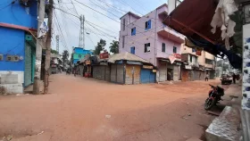 মাদারীপুরে ধারাবাহিক সংঘর্ষে মামলা, আতংকে বন্ধ শতাধিক দোকান &nbsp;