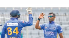 মোহামেডানকে টপকে গেল আবাহনী