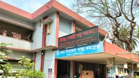 নেই বিশেষজ্ঞ ডাক্তার, স্টাফ-নার্সরাই দেখেন রোগী 