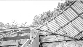 বৈশাখী ঝড়ে উড়ে গেল স্কুলের চালা